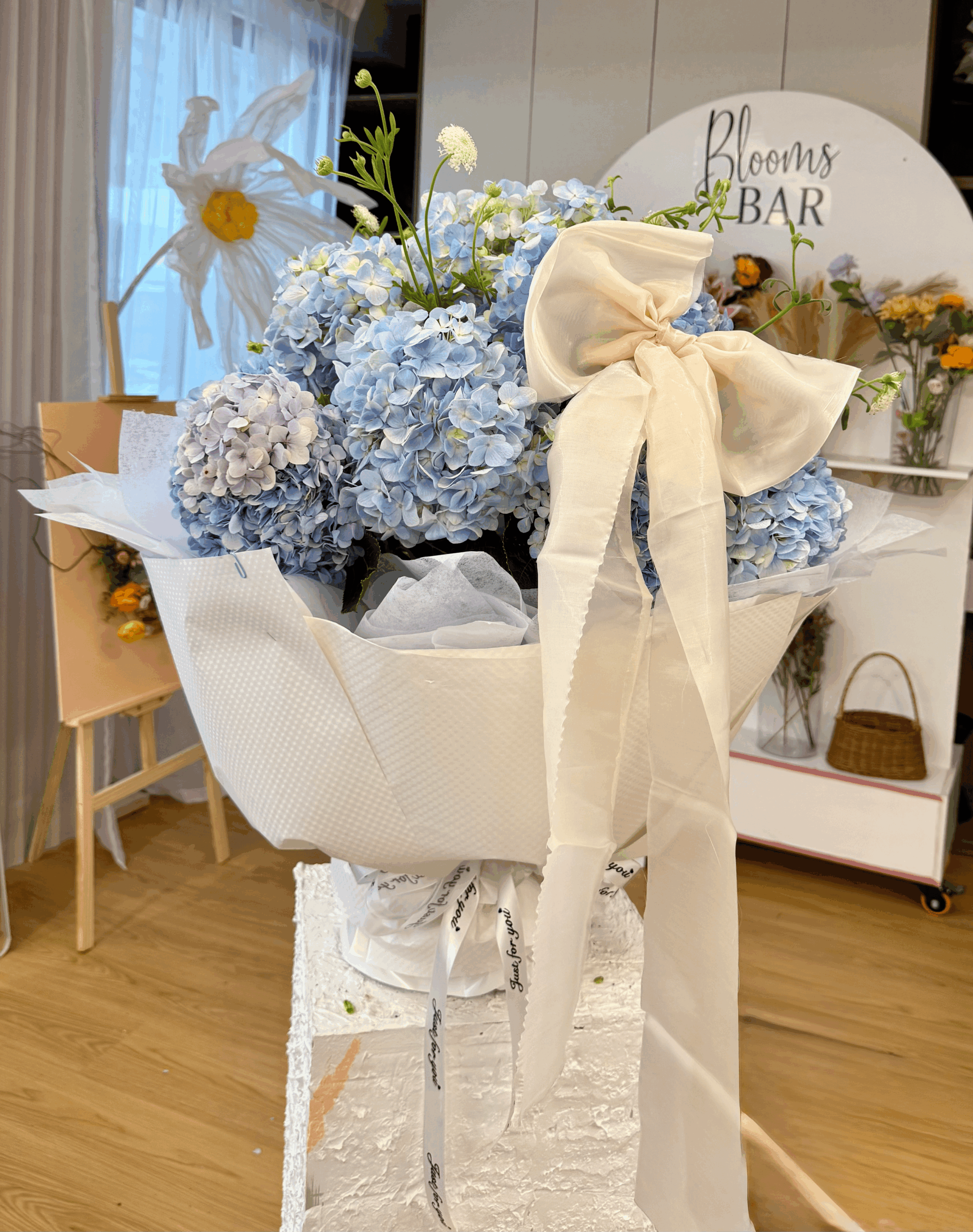 Luxury Giant Hydrangea Bouquet